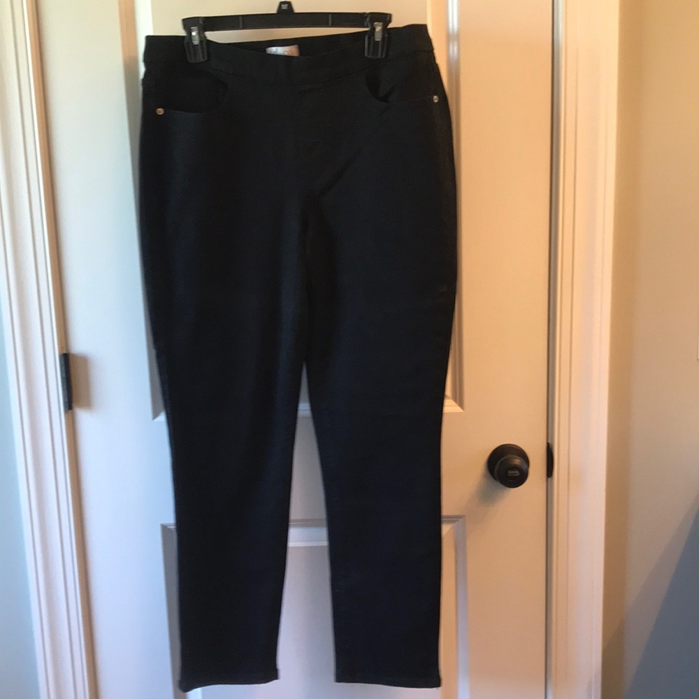 NWOT SIZE 12